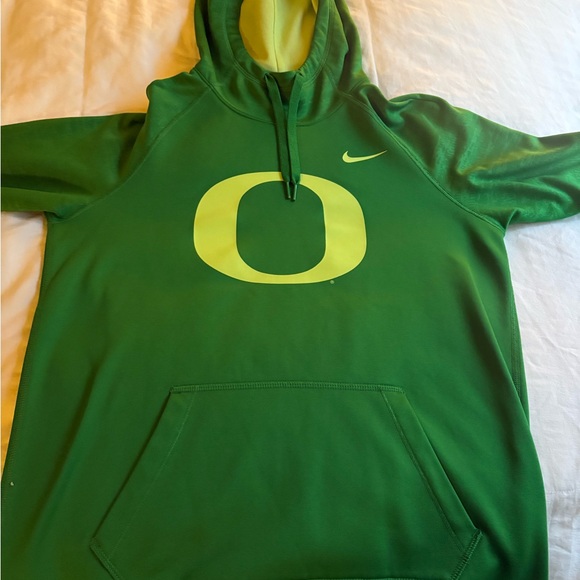 Nike Other - Nike Oregon Duck hoodie